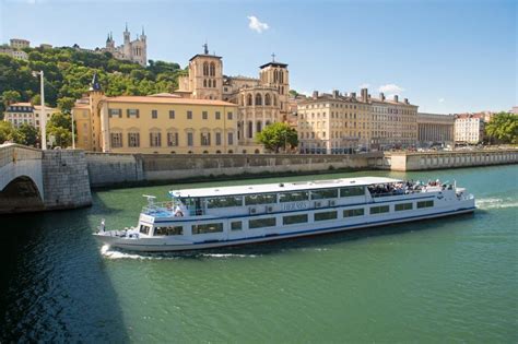 lyon city boat tours